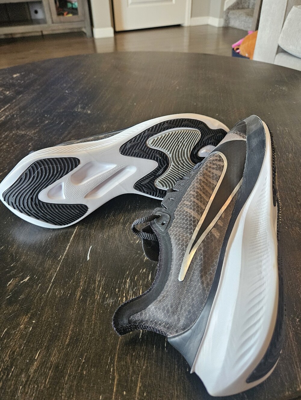 Nike Zoom Gravity Women's Running Shoes - Picture 5 of 8
